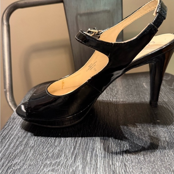 Unisa Black Patent Leather Heels - Picture 10 of 16